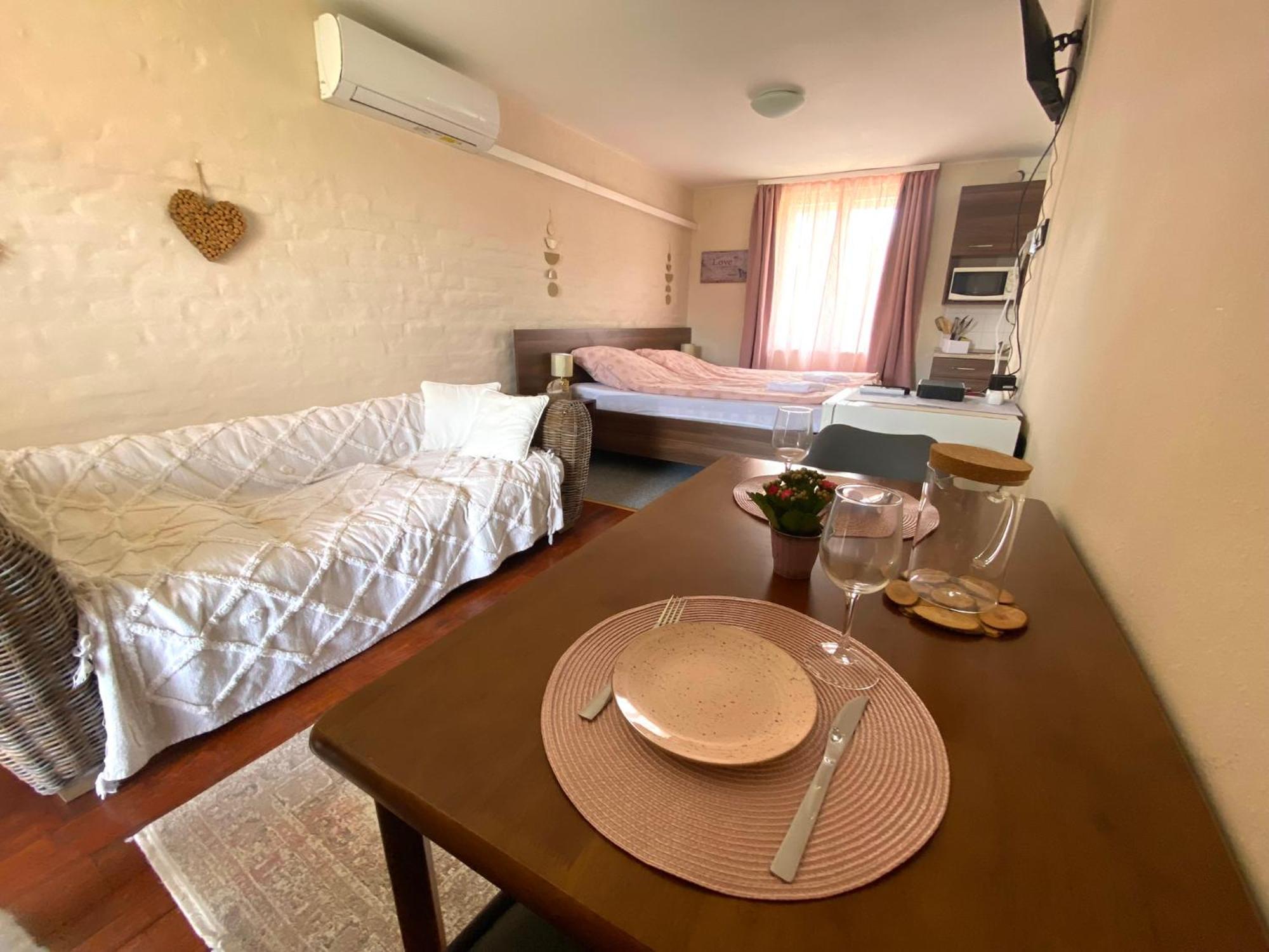 Summer Apartments Tiszakecske Bagian luar foto