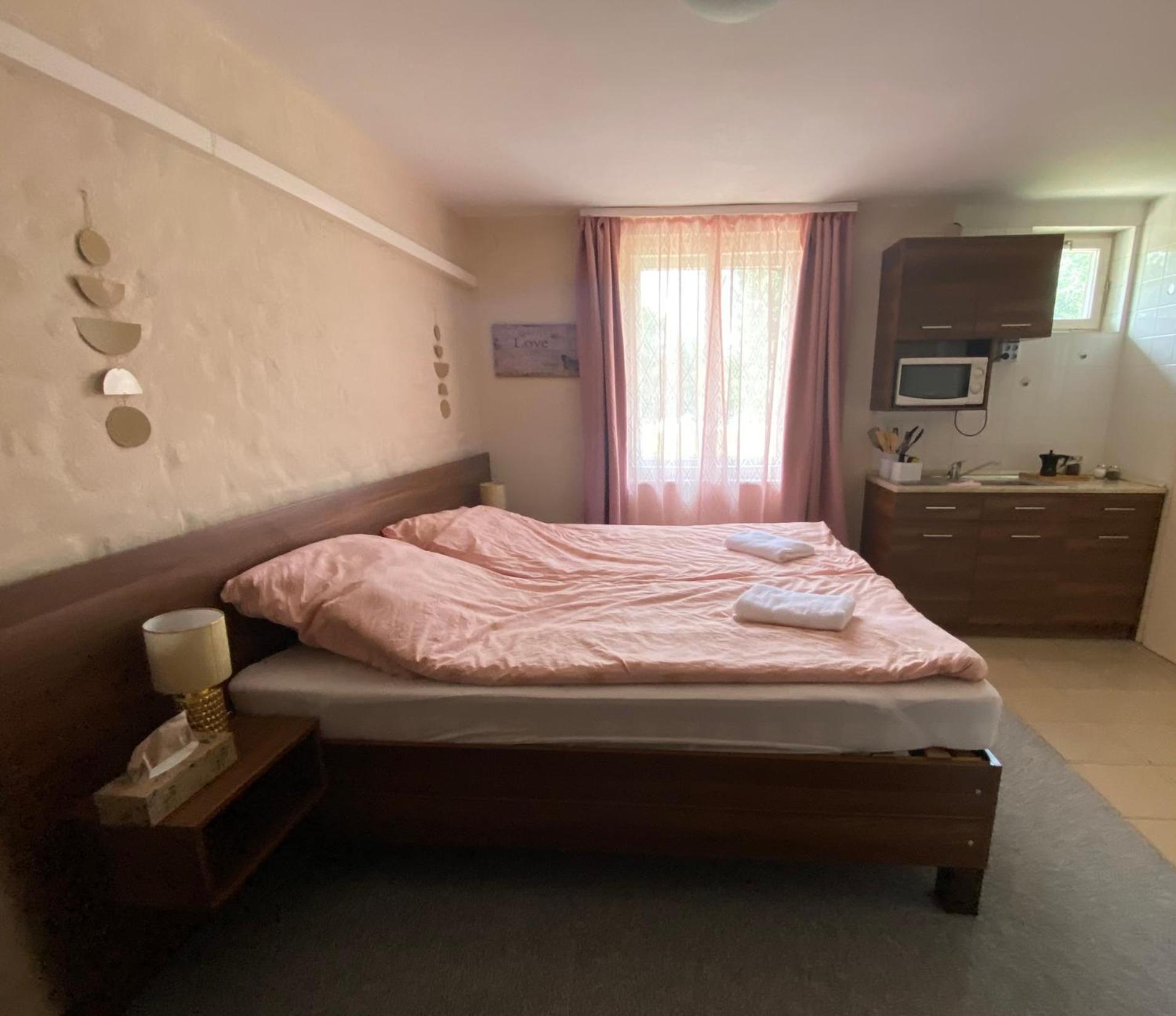 Summer Apartments Tiszakecske Bagian luar foto